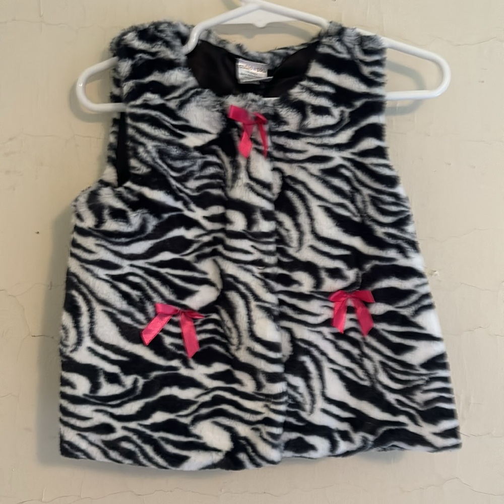 Cutie Pie sweater vest zebra pattern with pink bows 18 months